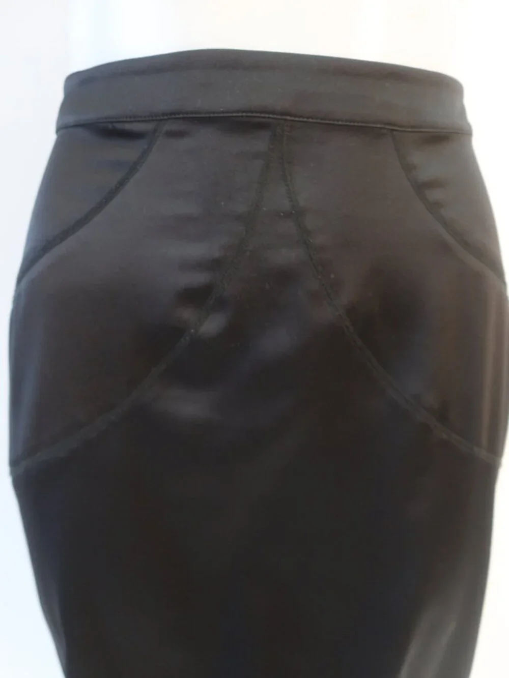 Womens Just Cavalli (Item- 805) Black Satin Pencil Skirt 44 US/8 - Picture 3 of 9